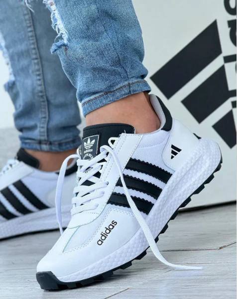 Adidas - Wasserdichte Turnschuhe 2025